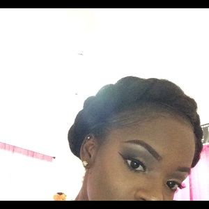 Meet your Posher, Cashay